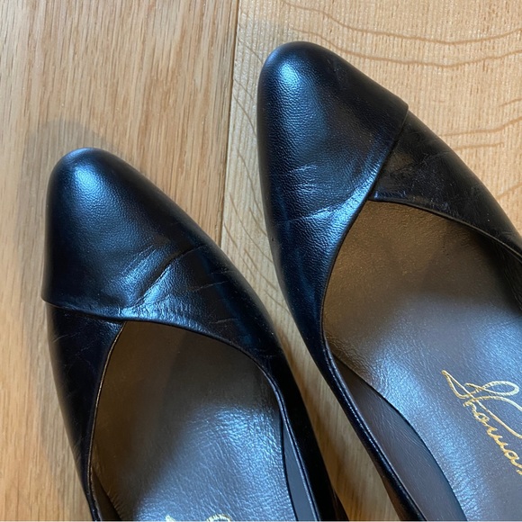 Black Leather Pumps Sz 6 - Picture 4 of 10